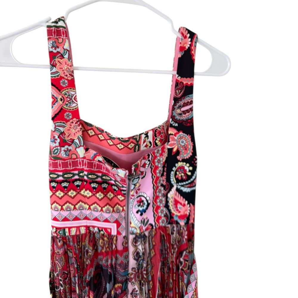 Alice + Olivia Deonna Pleated Maxi Dress - Picture 4 of 11